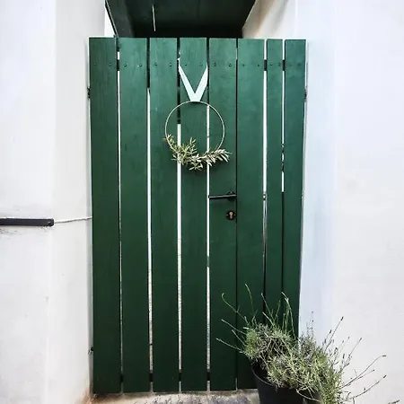 Apartment Domecek / Tiny House *